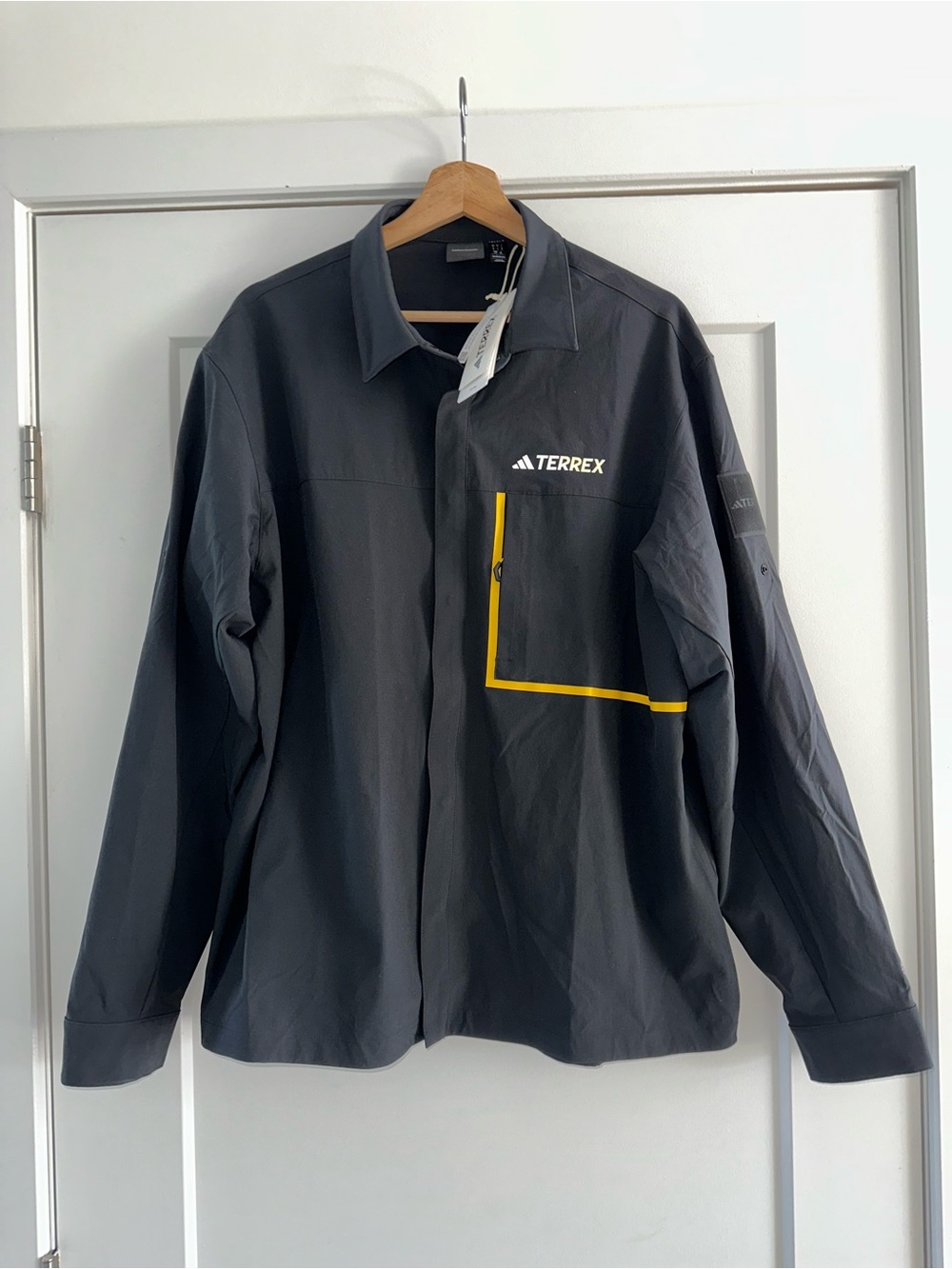 NWT Adidas Terrex x National Geographic Shirt Jacket Black, Size L